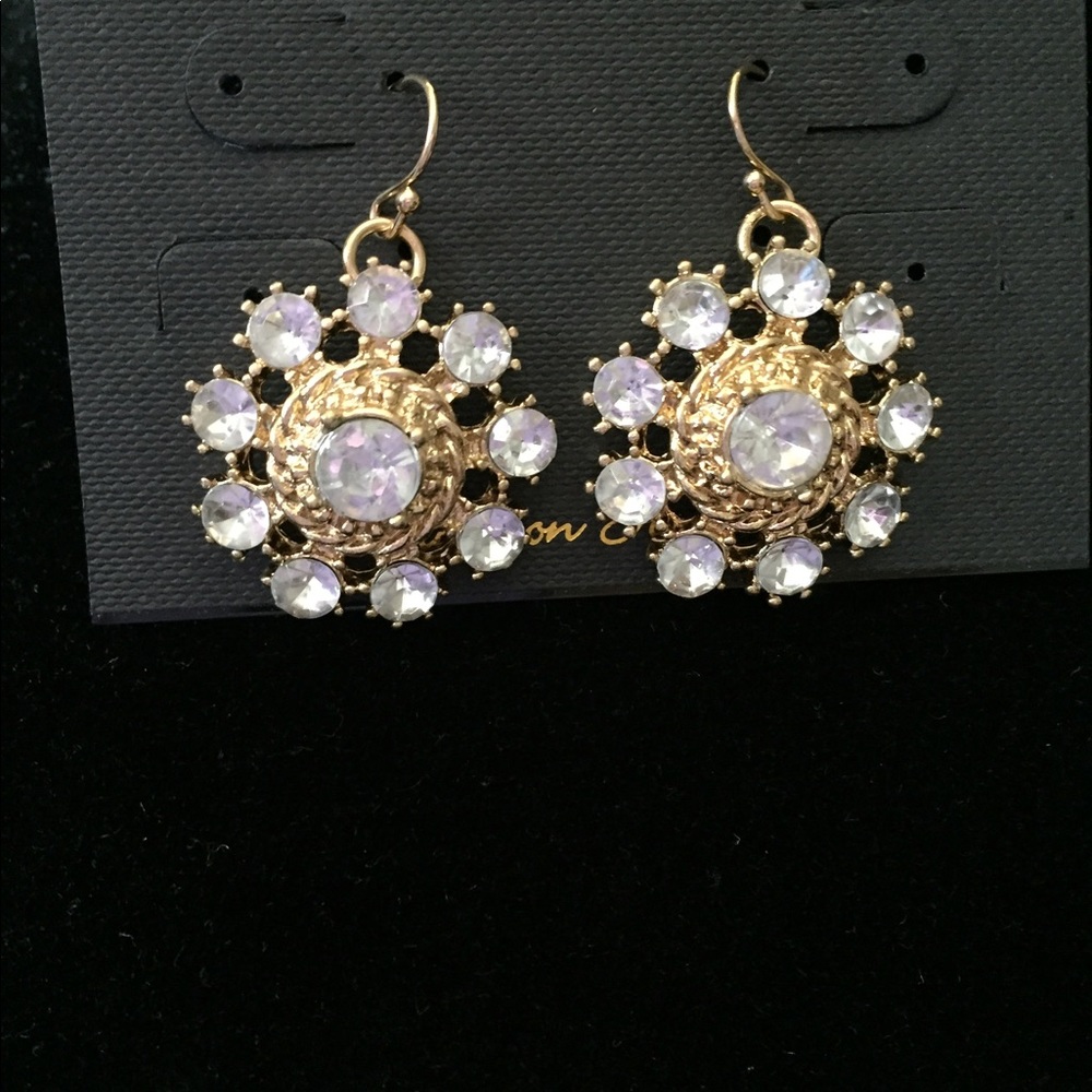 Jewelry - Picture 7 of 8